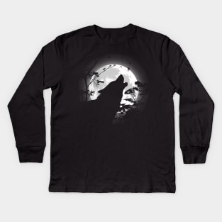 Howling wolf under the moon Kids Long Sleeve T-Shirt